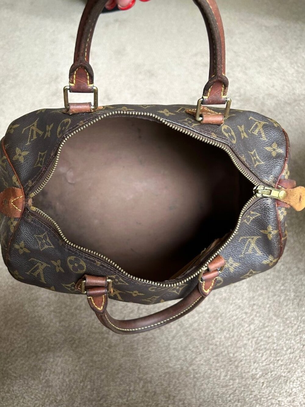 LOUIS VUITTON Monogram Speedy 30 - Picture 8 of 14